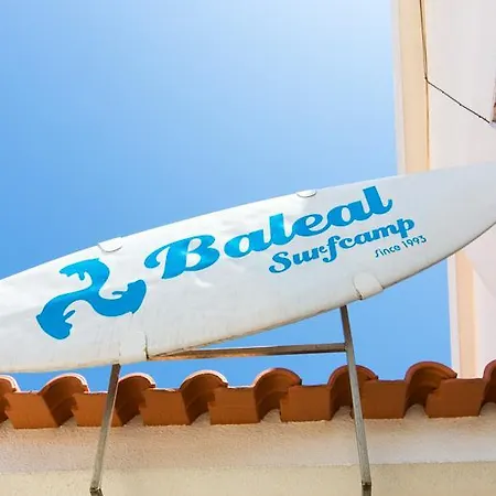Baleal Surf Camp - 1 * פניש