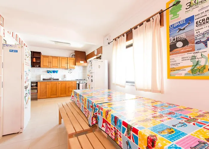 Vandrerhjem Baleal Surf Camp - 1 *