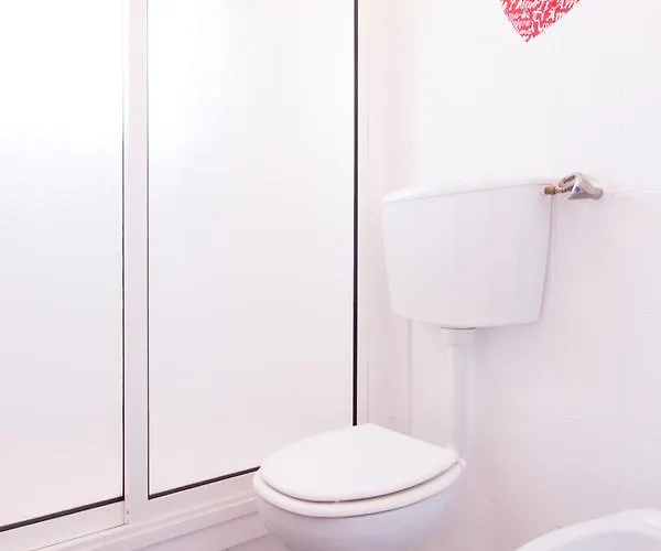 Baleal Surf Camp - 1 * Peniche