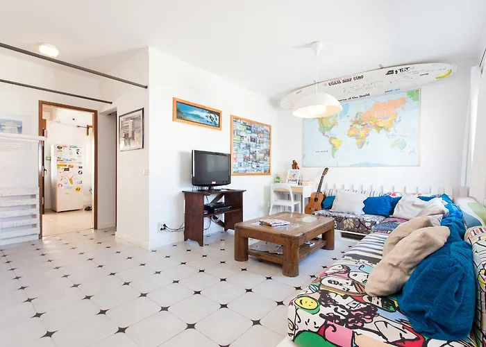 Baleal Surf Camp - 1 * Peniche